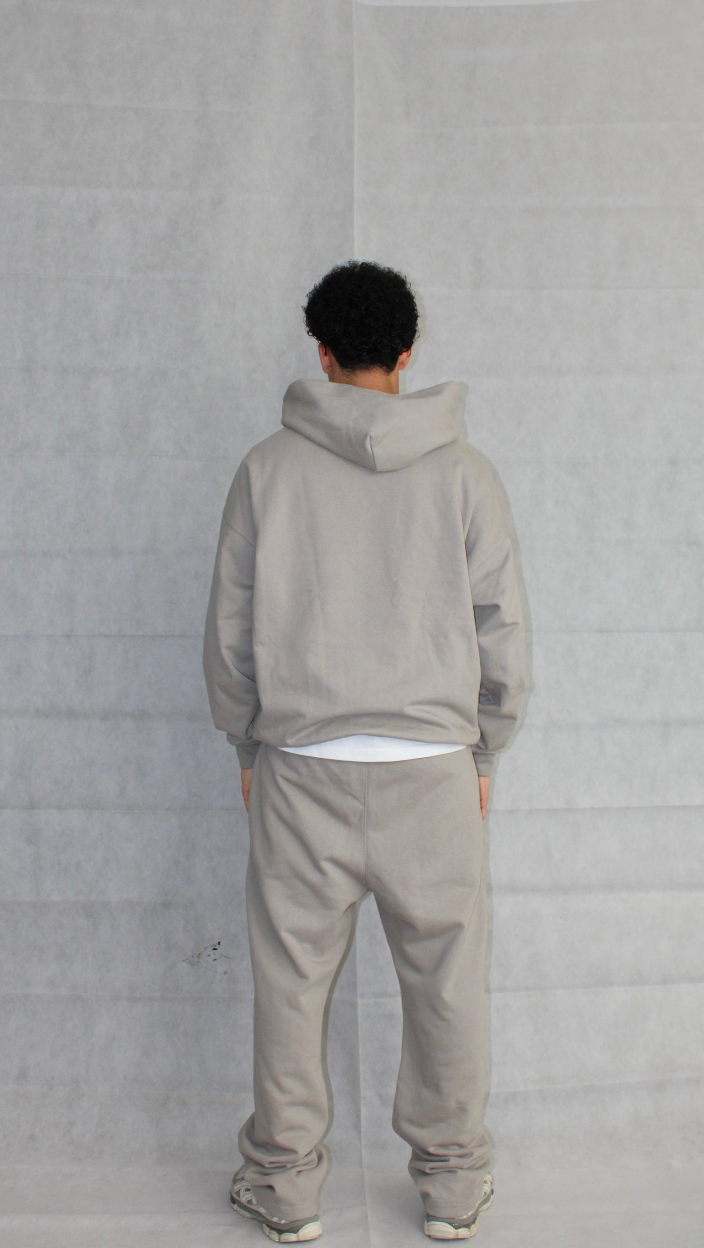 TRACKSUIT BEIGE - ON THE LOW