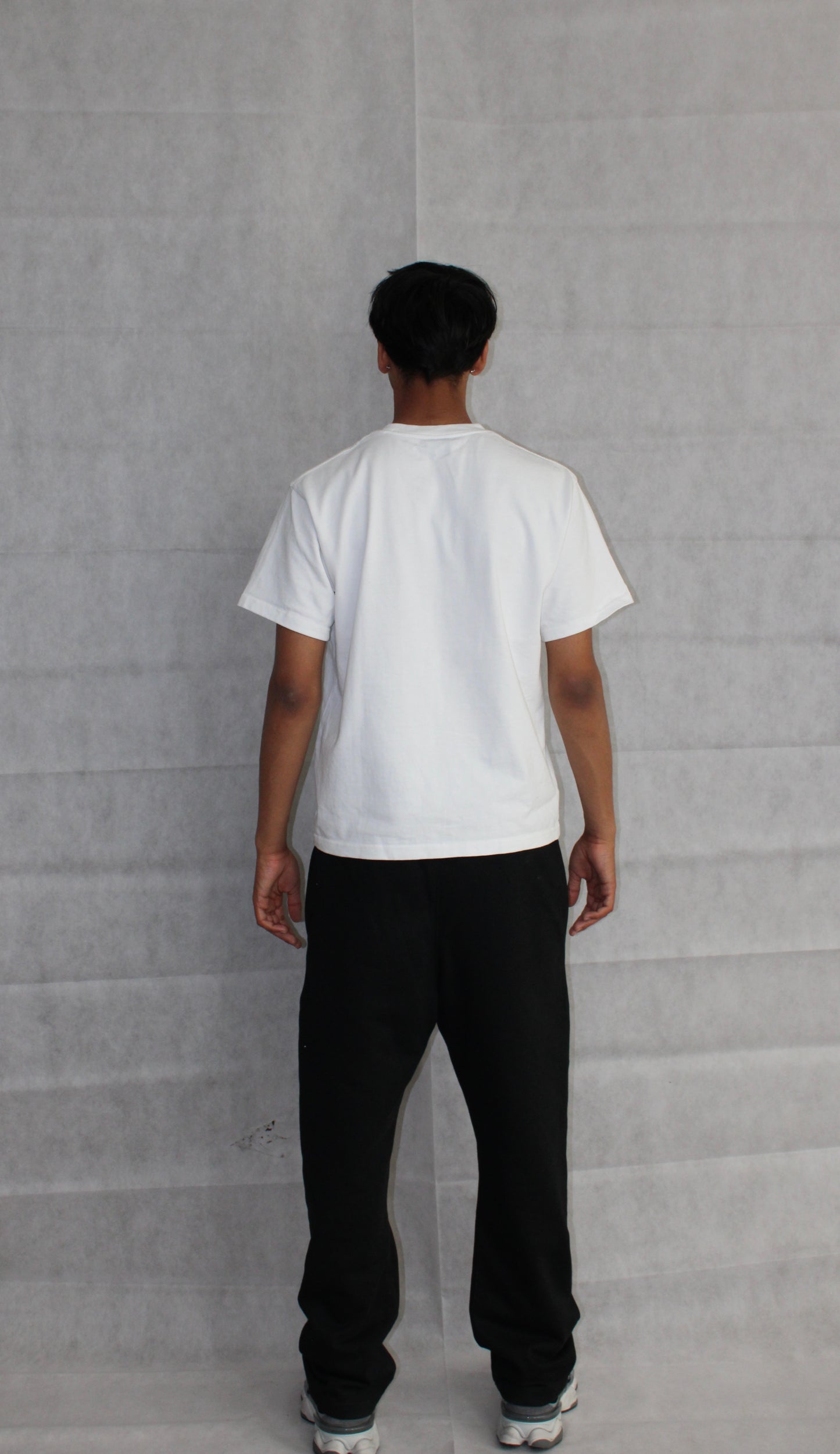 WHITE TEE - ON THE LOW