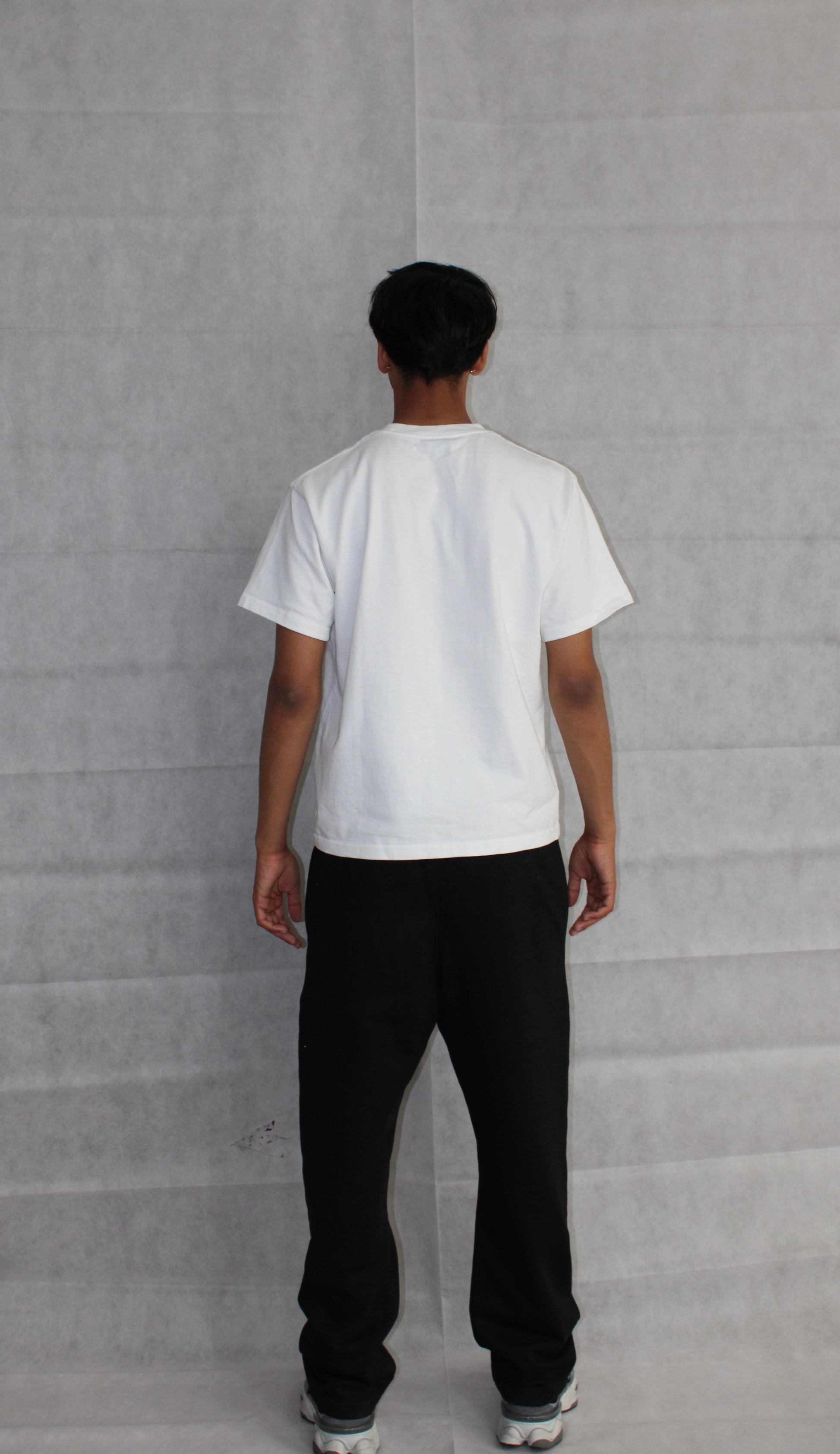 WHITE TEE - ON THE LOW