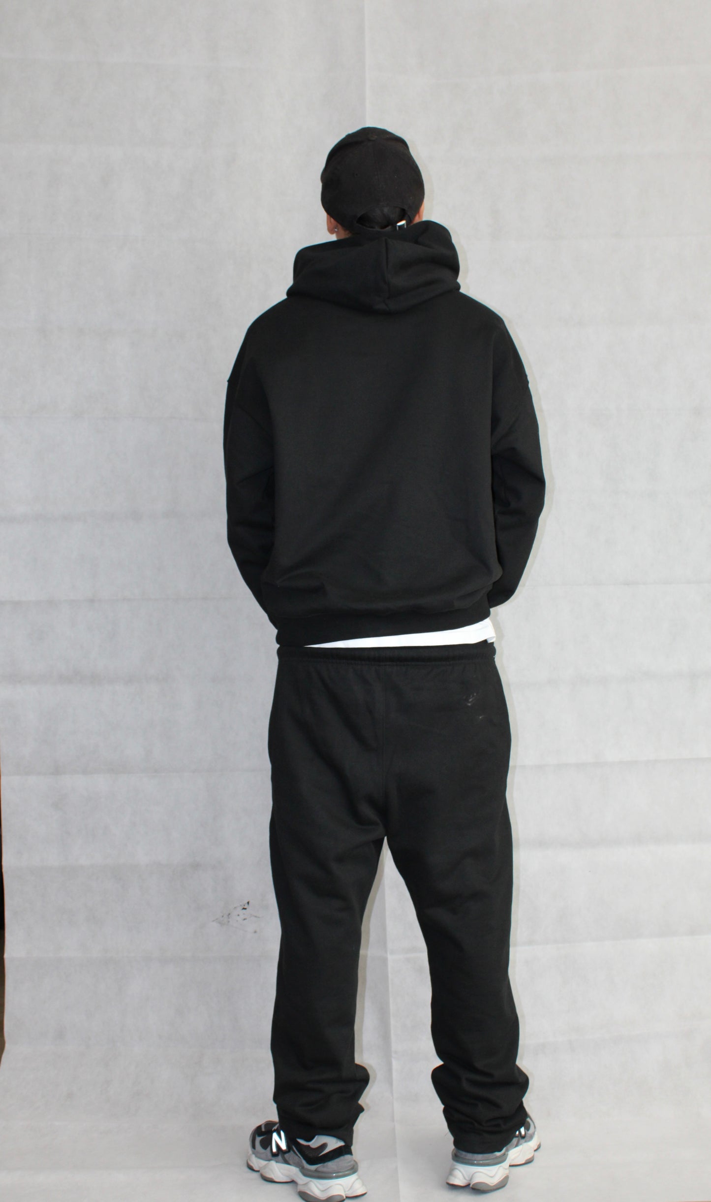 BLACK TRACKSUIT
