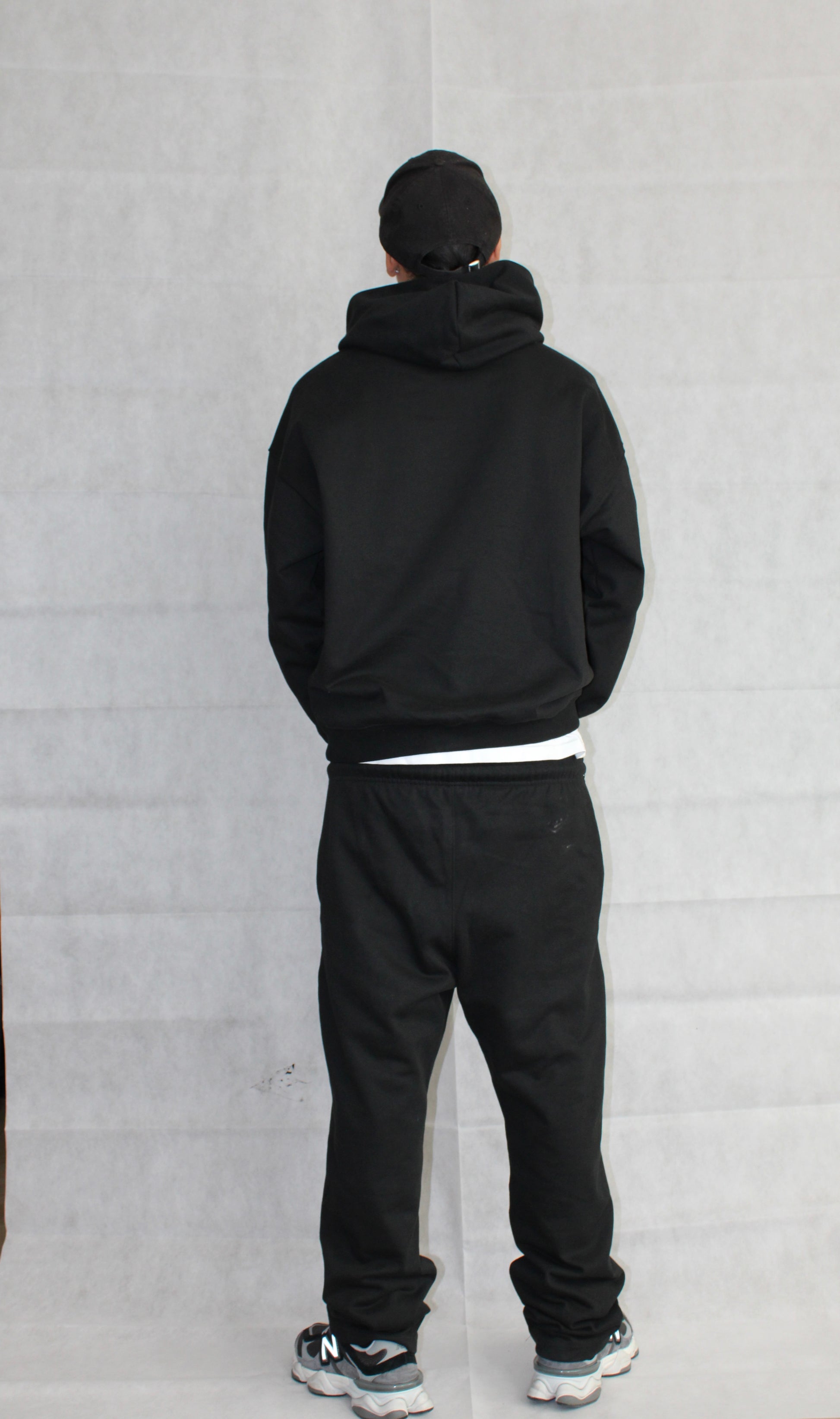 BLACK TRACKSUIT - ON THE LOW