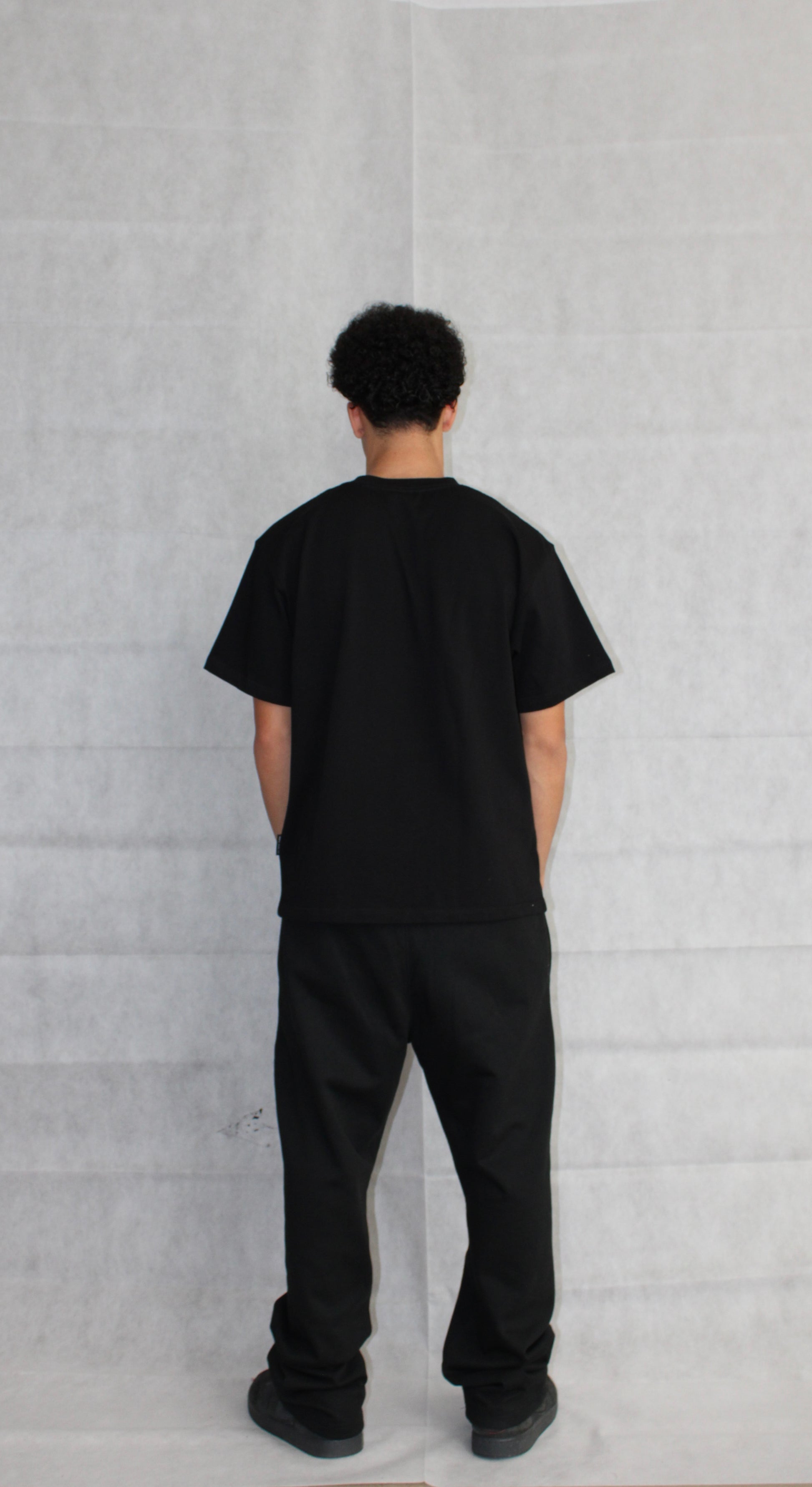 BLACK TEE - ON THE LOW